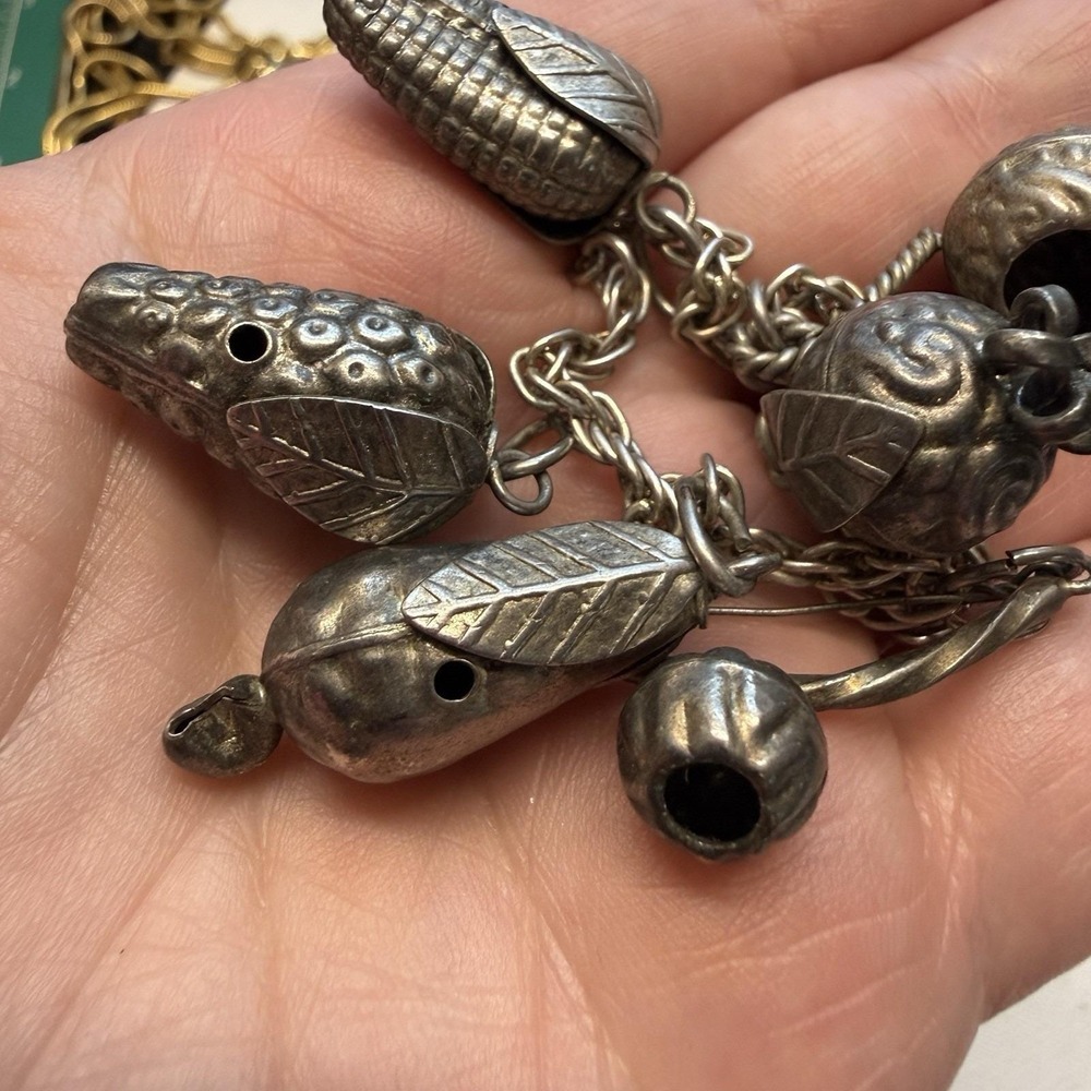Vintage Penca De Balangandan 6 Charms Amulet Silver Tone Chain Bracelet - Picture 3 of 7